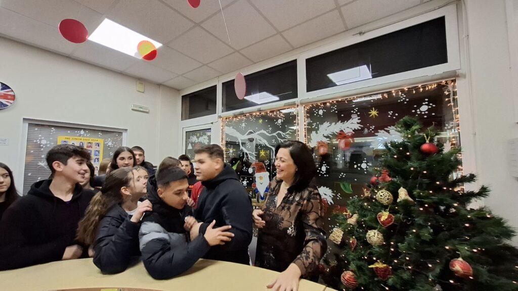 IMG 19592c5a5c744a0b4ce02e1c1f488d40 V