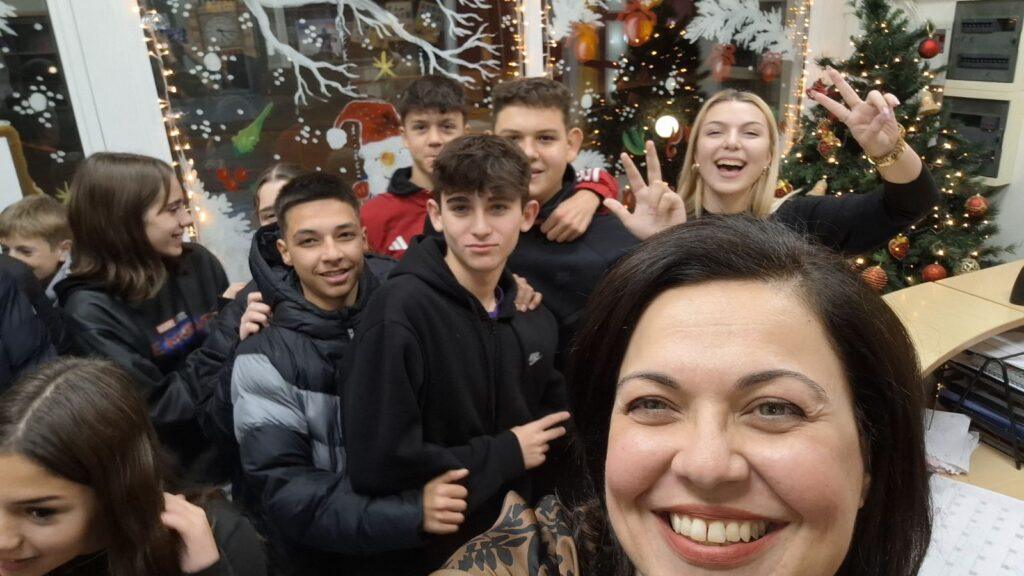 IMG 6bab9a5e62af378548a346f2344fe09d V