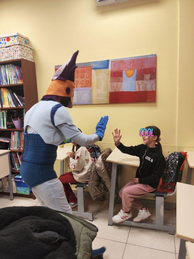 IMG bb762b5ec992c052b00461a937a28956 V